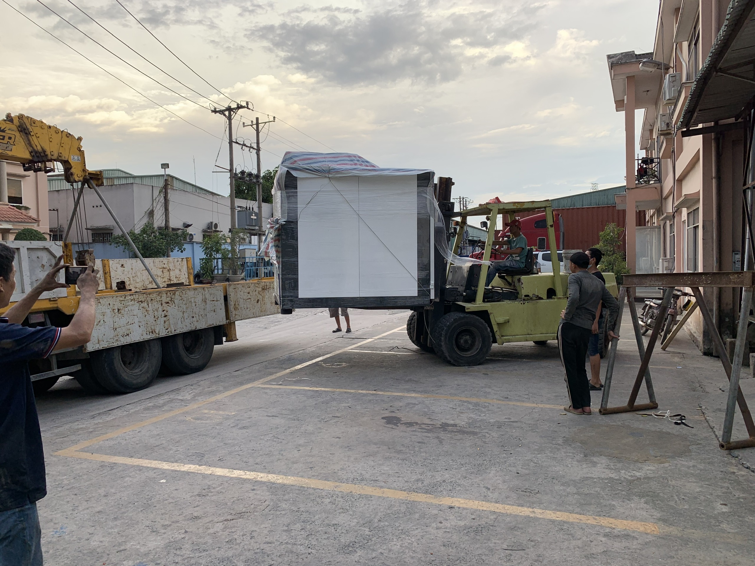 Lắp đặt máy nén khí & thiết bị phụ trợ